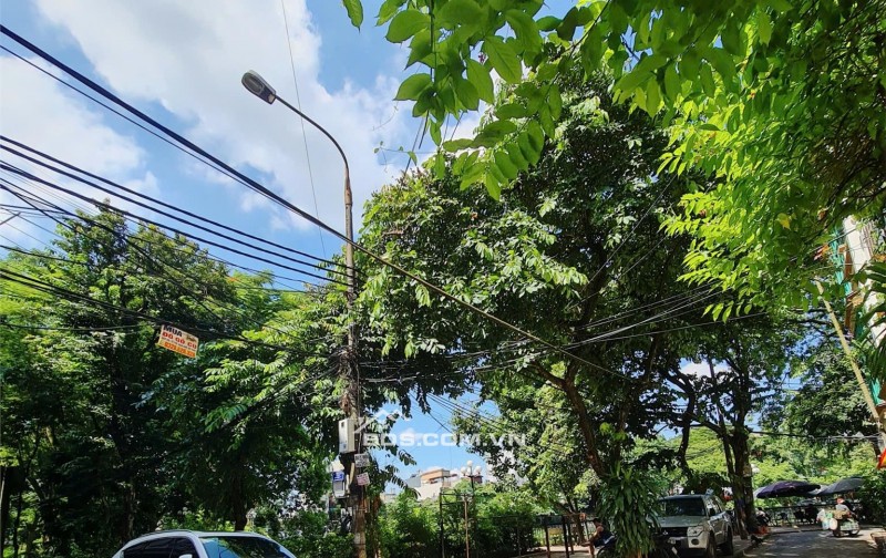 Bán nhà riêng Kim Đồng Hoàng Mai, giá 16.5 tỷ, dt 48m2, thang máy, siêu đẹp